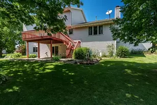 3418 Valley Woods Dr, Cherry Valley, IL 61016 - Photo 7