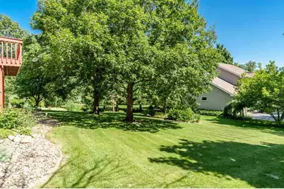 3418 Valley Woods Drive, Cherry Valley, IL 61016 - Photo 9