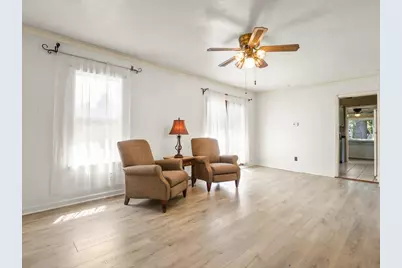 301 Grand Avenue, Loves Park, IL 61111 - Photo 5