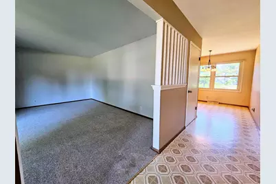 742 Aura Drive, Rockford, IL 61108 - Photo 9