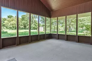 11040 N Main St, Rockton, IL 61072 - Photo 33