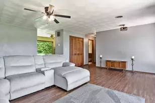 11040 N Main St, Rockton, IL 61072 - Photo 21