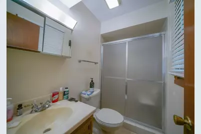 210 Drake, Rochelle, IL 61068 - Photo 15