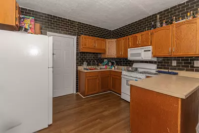 1309 Benton Street, Rockford, IL 61107 - Photo 5