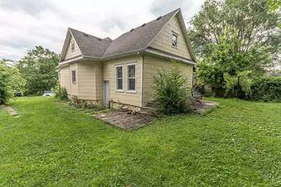 245 W Homer Street, Freeport, IL 61032 - Photo 3