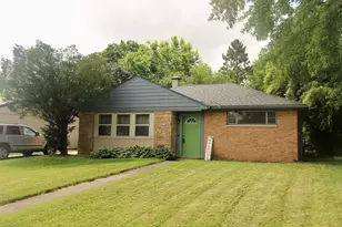 4717 Highcrest Rd, Rockford, IL 61107 - Photo 1
