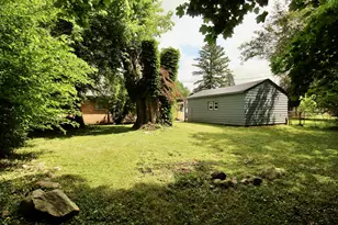 4717 Highcrest Rd, Rockford, IL 61107 - Photo 3