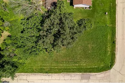 102 SE Bradford Place, Poplar Grove, IL 61065 - Photo 7