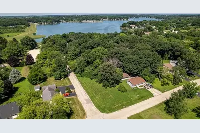 102 SE Bradford Place, Poplar Grove, IL 61065 - Photo 5