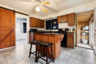 912 Fremont St, Belvidere, IL 61008 - Photo 7