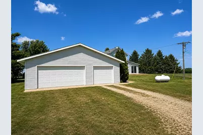 15251 W Coffman Road, Forreston, IL 61030 - Photo 15