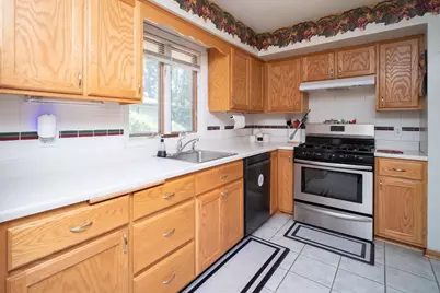 3223 Basswood Street, Rockford, IL 61114 - Photo 9