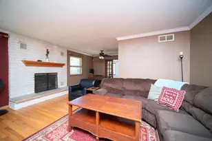 3223 Basswood St, Rockford, IL 61114 - Photo 3
