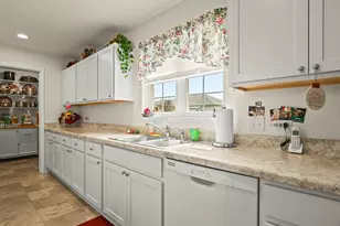 910 Madison Ave, McHenry, IL 60050 - Photo 17