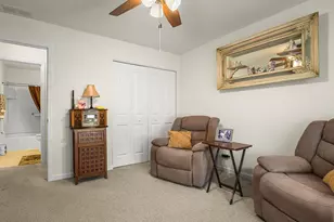 910 Madison Ave, McHenry, IL 60050 - Photo 25
