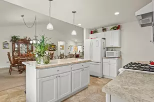 910 Madison Ave, McHenry, IL 60050 - Photo 15