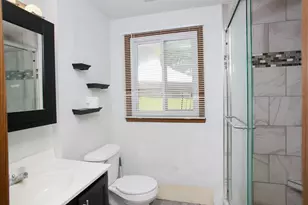 2026 Eagle Dr, Freeport, IL 61032 - Photo 9