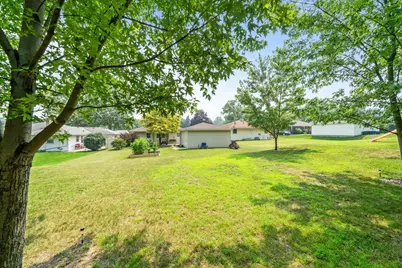 2327 Wisconsin Road, Rockford, IL 61108 - Photo 23