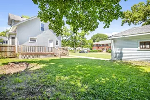 1706 8th St, Rockford, IL 61104 - Photo 37