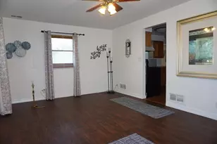 2841 10th St, Rockford, IL 61109 - Photo 11