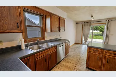 12140 Paisley Drive, Loves Park, IL 61111 - Photo 35