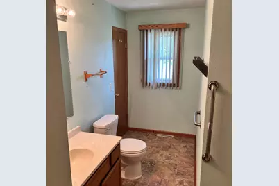 211 Forest Drive, Kirkland, IL 60146 - Photo 13