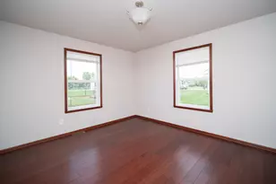 902 Foley Rd, Belvidere, IL 61008 - Photo 9