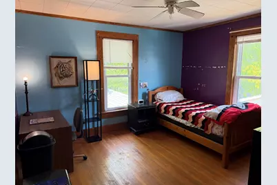 1124 S State Avenue, Freeport, IL 61032 - Photo 15