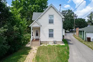 615 15th St, Rockford, IL 61104 - Photo 1