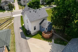 615 15th St, Rockford, IL 61104 - Photo 39