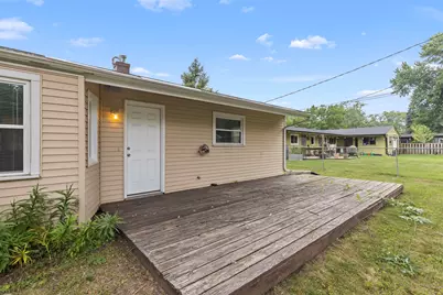 1403 Comanche Drive, Rockford, IL 61107 - Photo 17