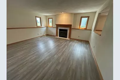 2920 Kregel Drive, Rockford, IL 61109 - Photo 11