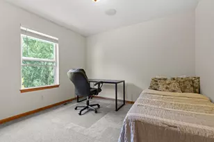 706 W Hampton Ave, Loves Park, IL 61111 - Photo 25