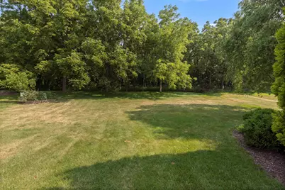 706 W Hampton Avenue, Loves Park, IL 61111 - Photo 3