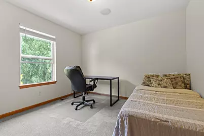 706 W Hampton Avenue, Loves Park, IL 61111 - Photo 23