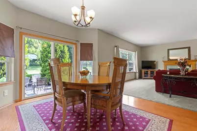 706 W Hampton Avenue, Loves Park, IL 61111 - Photo 9
