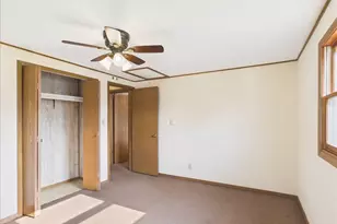 1114 Lynwood Ct, Freeport, IL 61032 - Photo 17