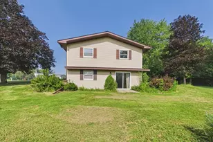 1114 Lynwood Ct, Freeport, IL 61032 - Photo 31