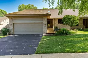 113 Rivers Edge Dr, Cherry Valley, IL 61016 - Photo 1