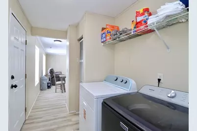 666 S Bluff #512 Street, South Beloit, IL 61080 - Photo 7