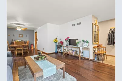 414 SE Lamplighter Loop, Poplar Grove, IL 61065 - Photo 9