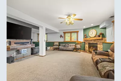 414 SE Lamplighter Loop, Poplar Grove, IL 61065 - Photo 19