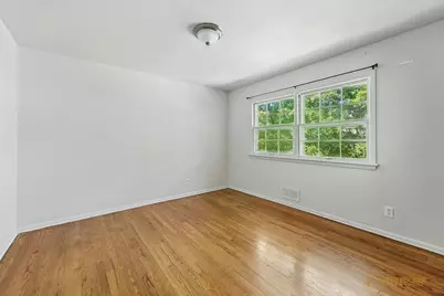 622 Warren Avenue, Rockford, IL 61107 - Photo 9