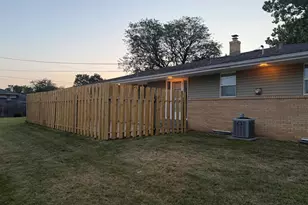2205 Wyoming Dr, Rockford, IL 61108 - Photo 29