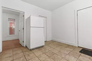 606 S 6th St, Rockford, IL 61104 - Photo 5