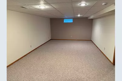 2109 W Cimarron Drive, Freeport, IL 61032 - Photo 15