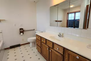 11056 Center Rd, Durand, IL 61024 - Photo 41