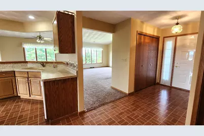 11056 Center Road, Durand, IL 61024 - Photo 37