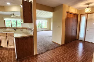 11056 Center Rd, Durand, IL 61024 - Photo 37
