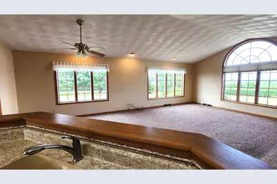 11056 Center Road, Durand, IL 61024 - Photo 33